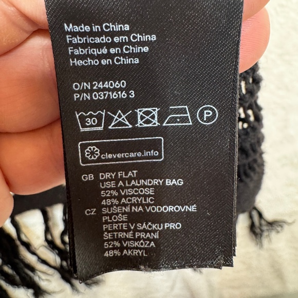 Divided H&M Cardigan Womens Size XS Black Open Knit Crochet Goth Boho - Picture 3 of 9